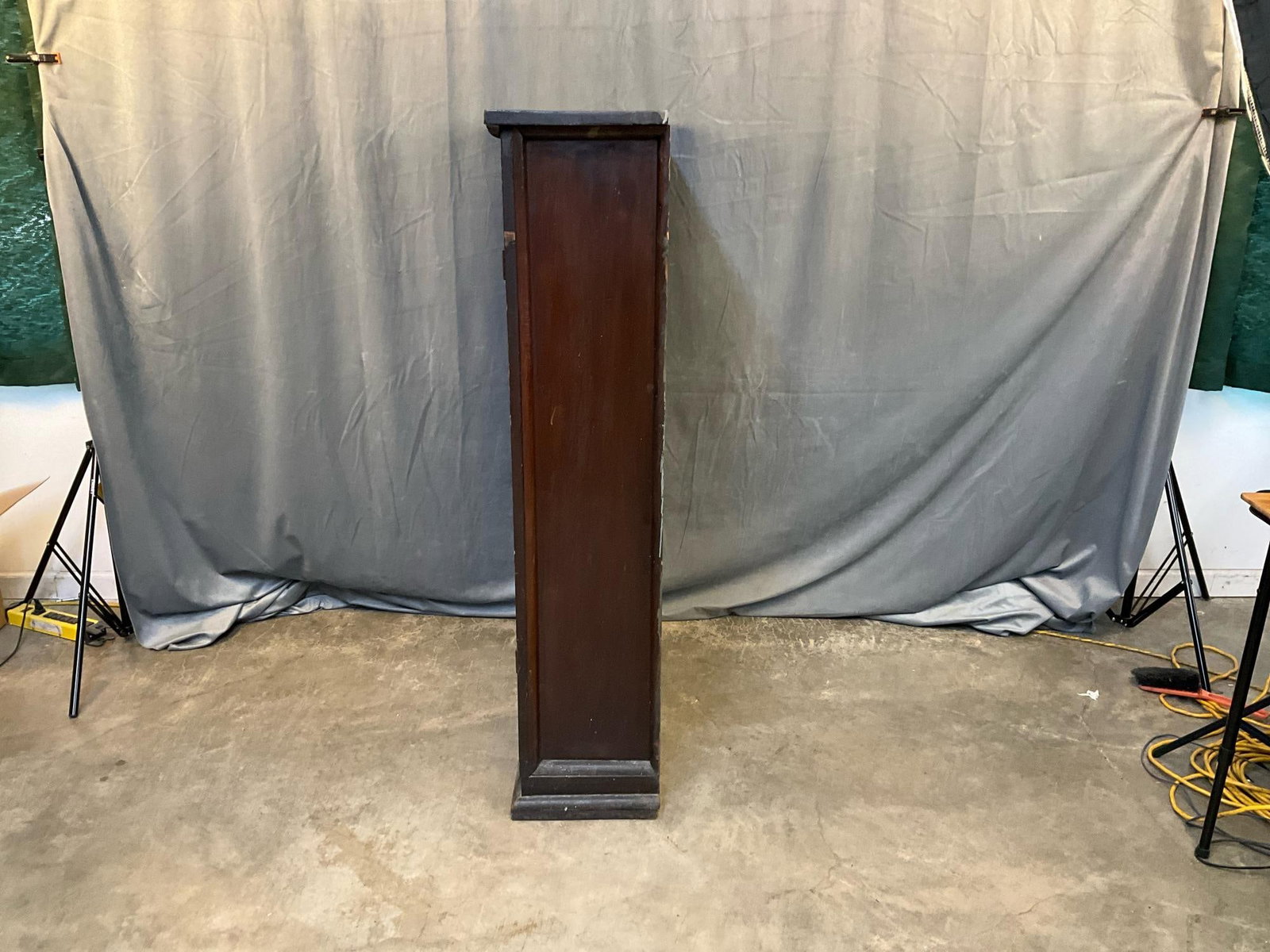 Clerk's Cabinet - 7