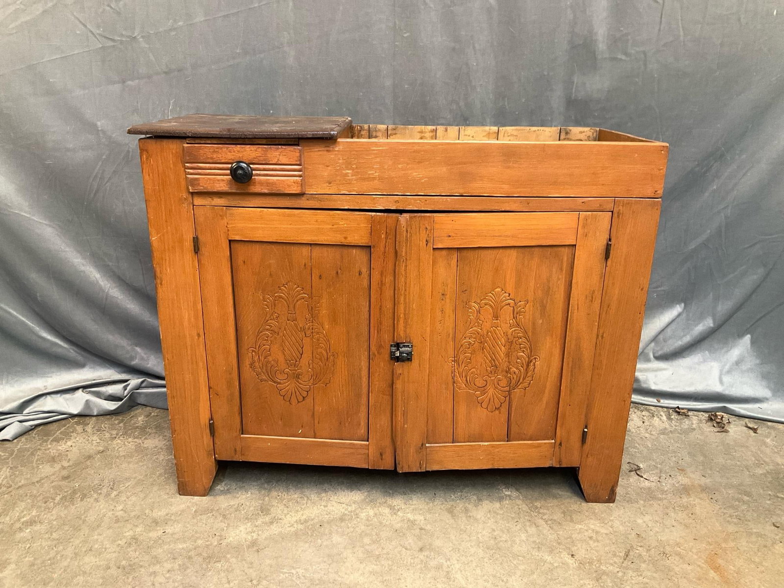Dry Sink - 2