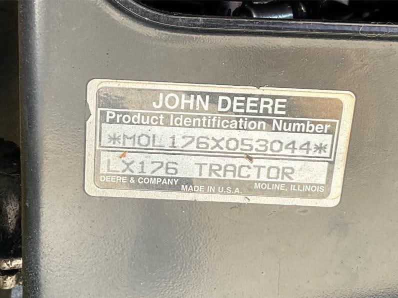 John Deere Mower - 8