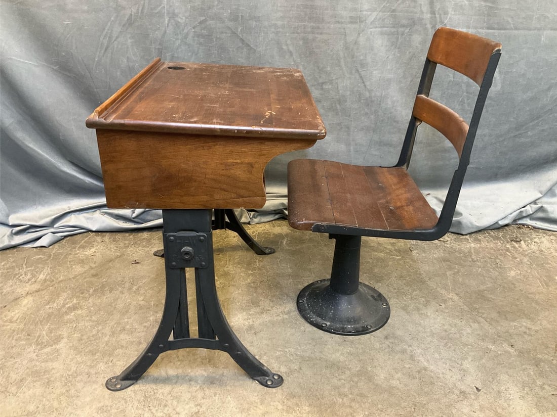 School Desk (1 of 10)