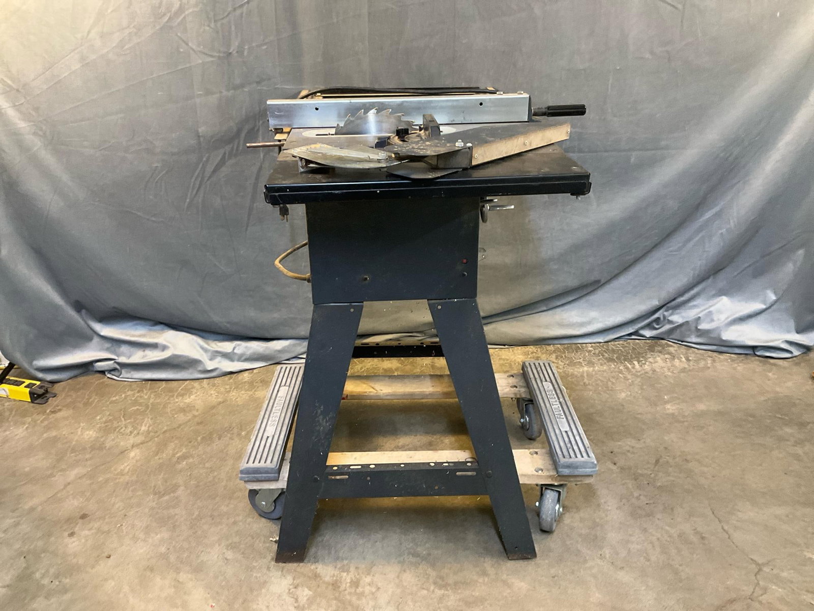Table Saw - 5