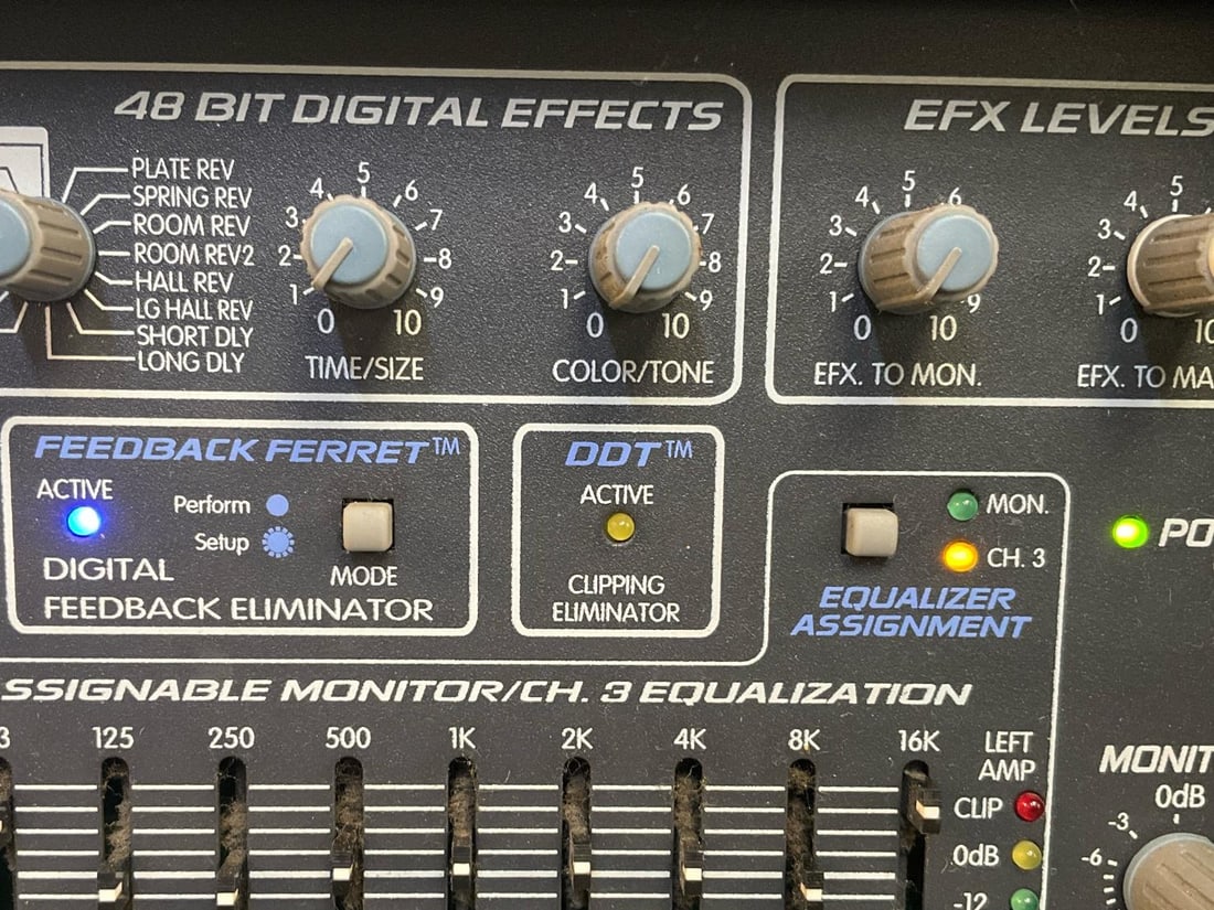 Amp/Mixer Peavey - 3