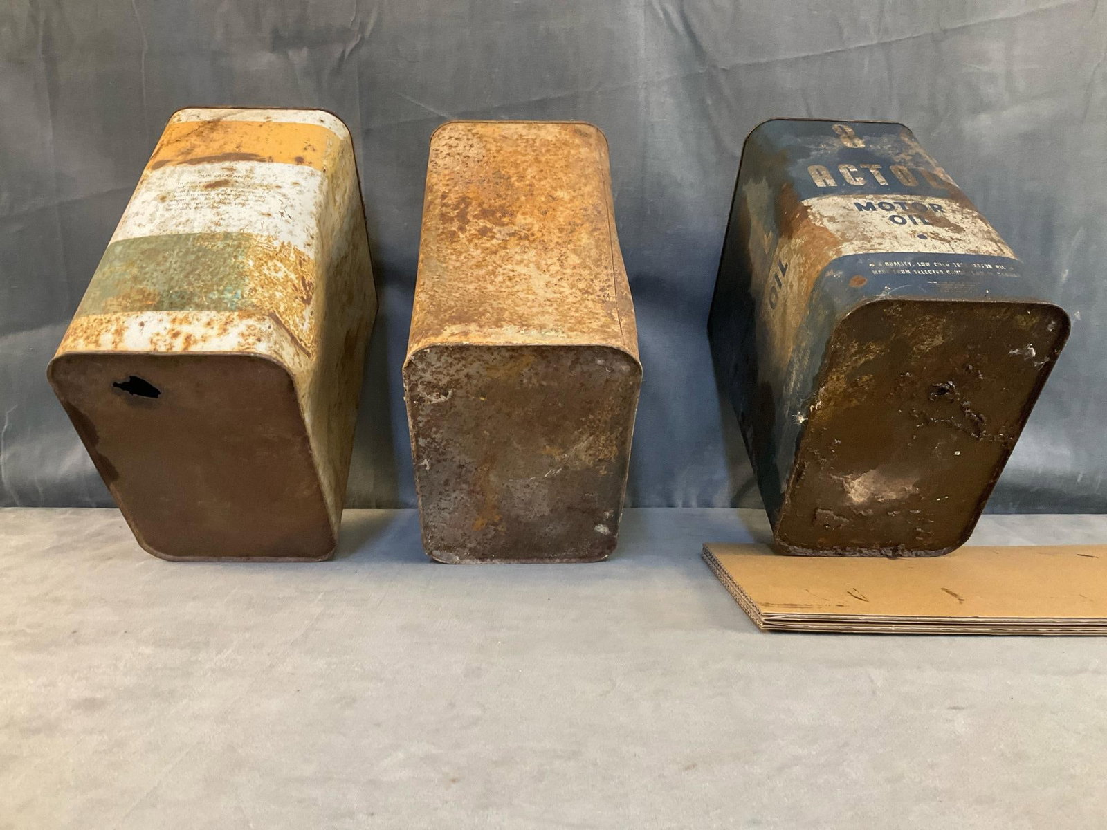 Oil Cans - 5