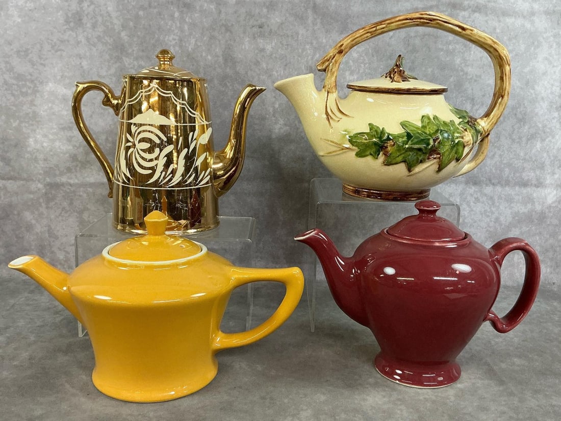 Collectible Teapots (1 of 15)