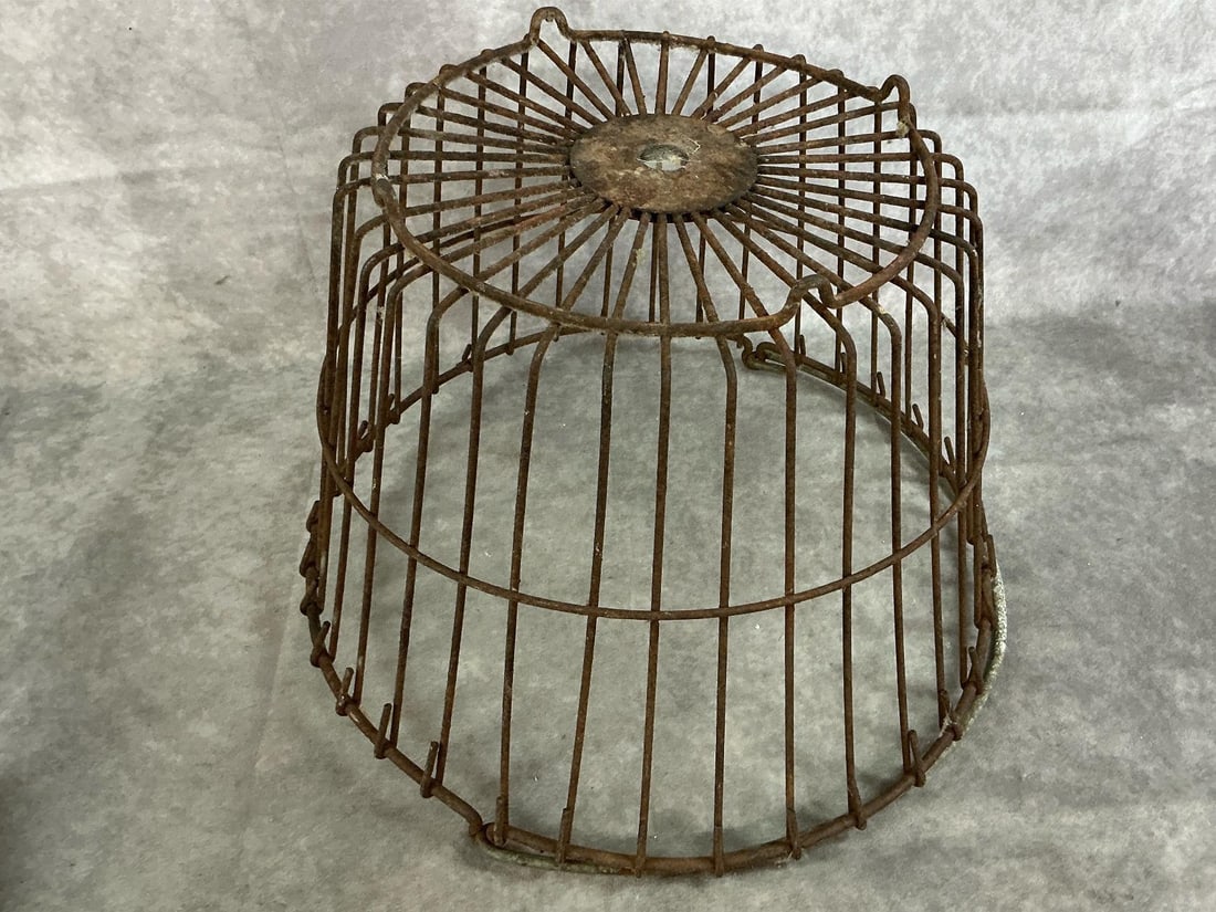 Wire Egg Basket & Cartons - 7