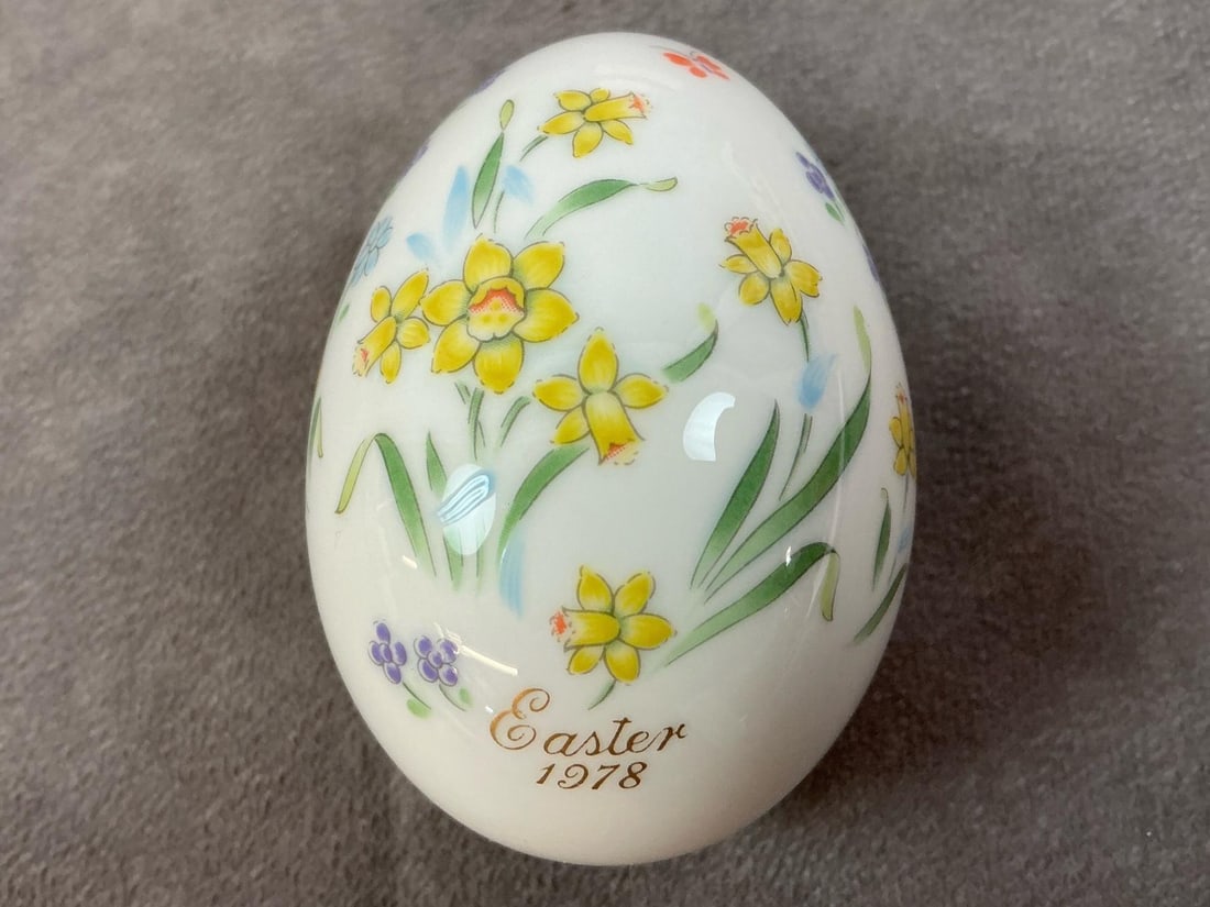 Collectible Painted Eggs - 6
