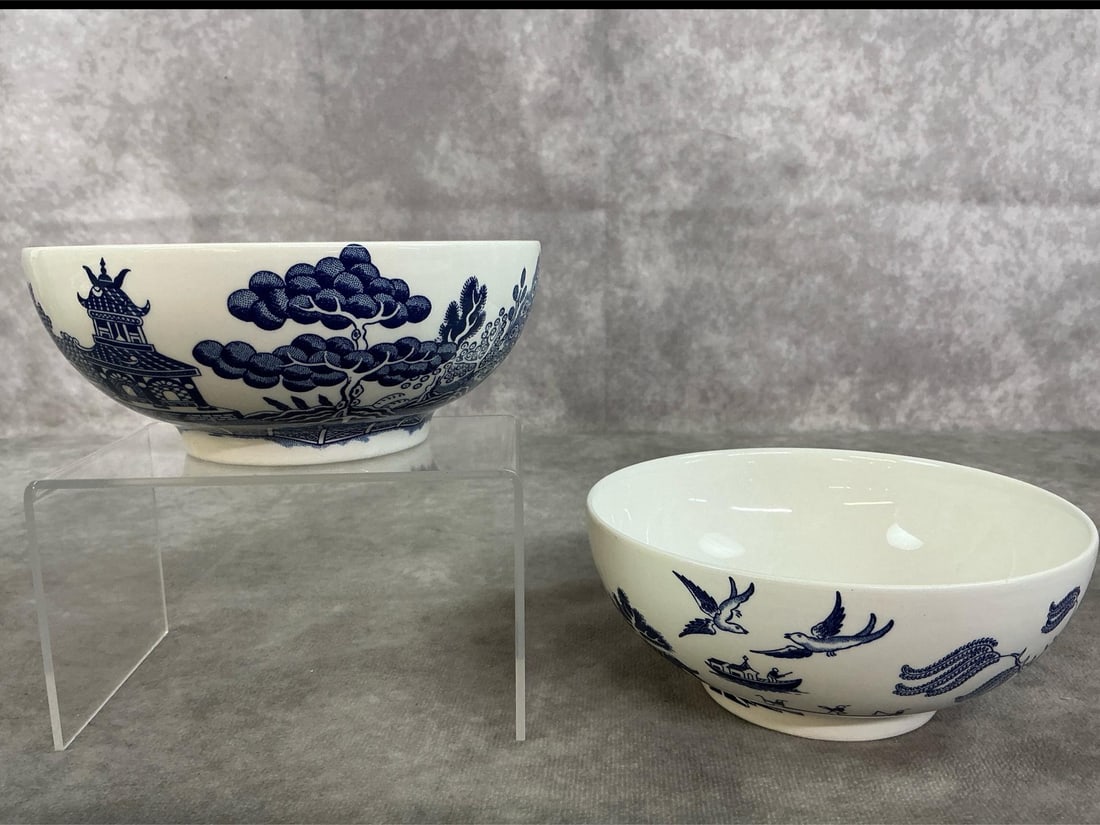 Willow Pattern Dishes - 10