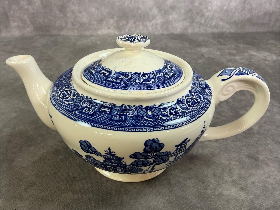Willow Pattern Dishes - 6