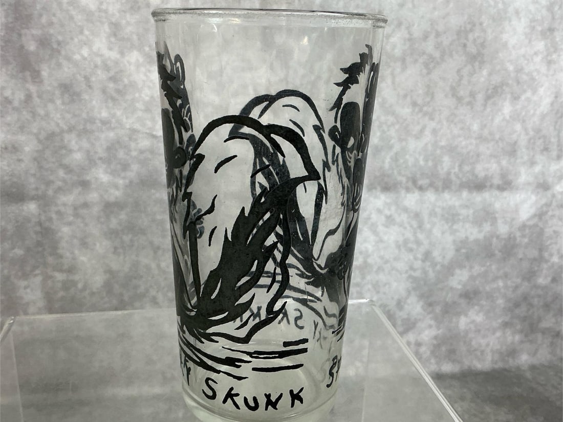 Pepe' Le Pew Glasses - 7