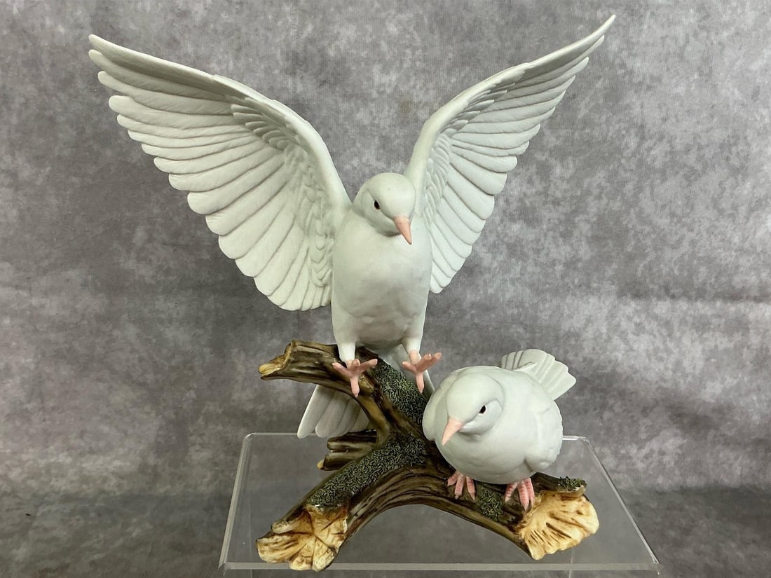 Homeco Bird Figurines - 10