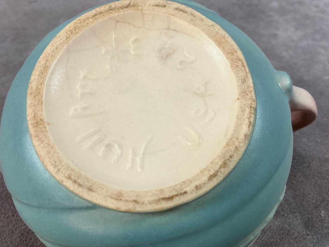 Hull Pottery - 11