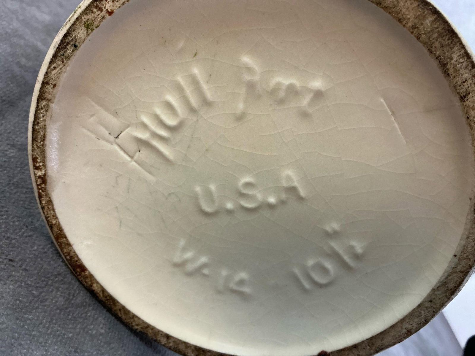 Hull Pottery - 4