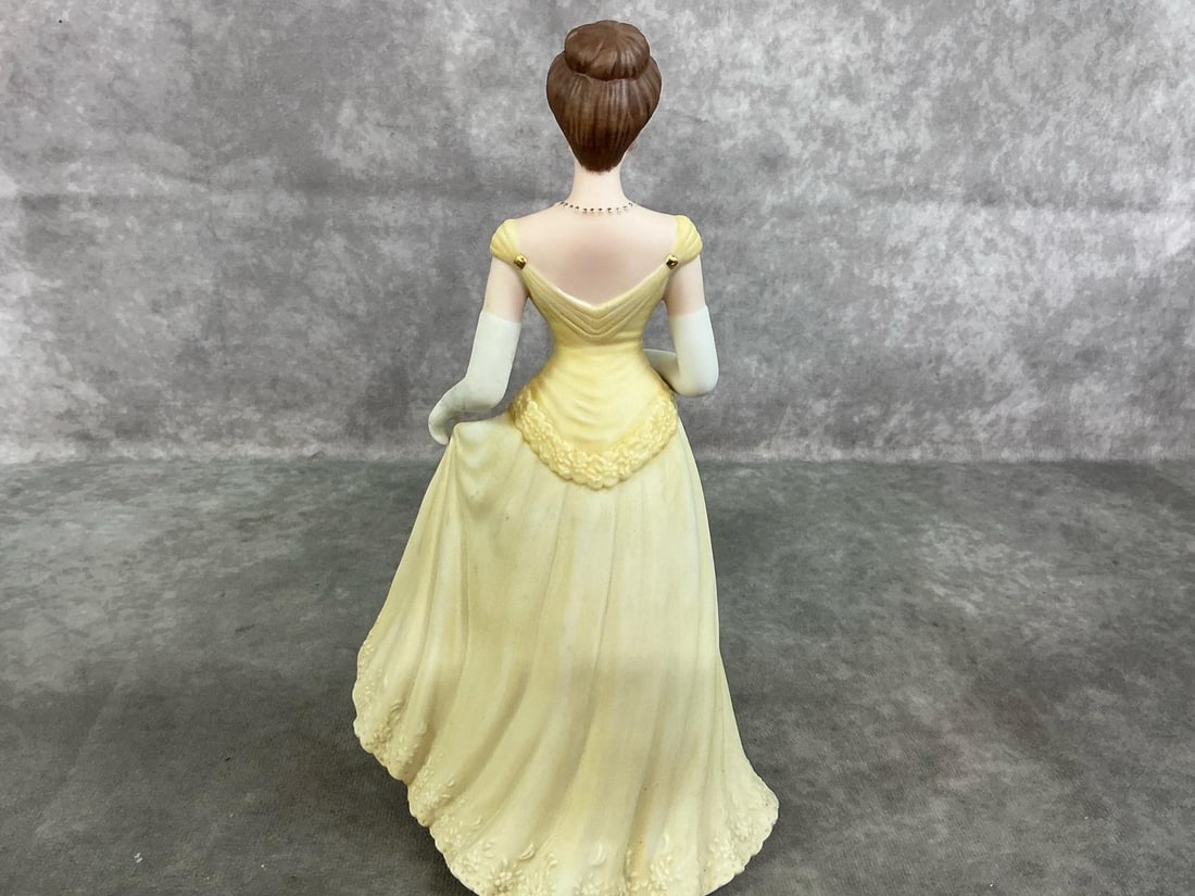 Porcelain Ladies - 5
