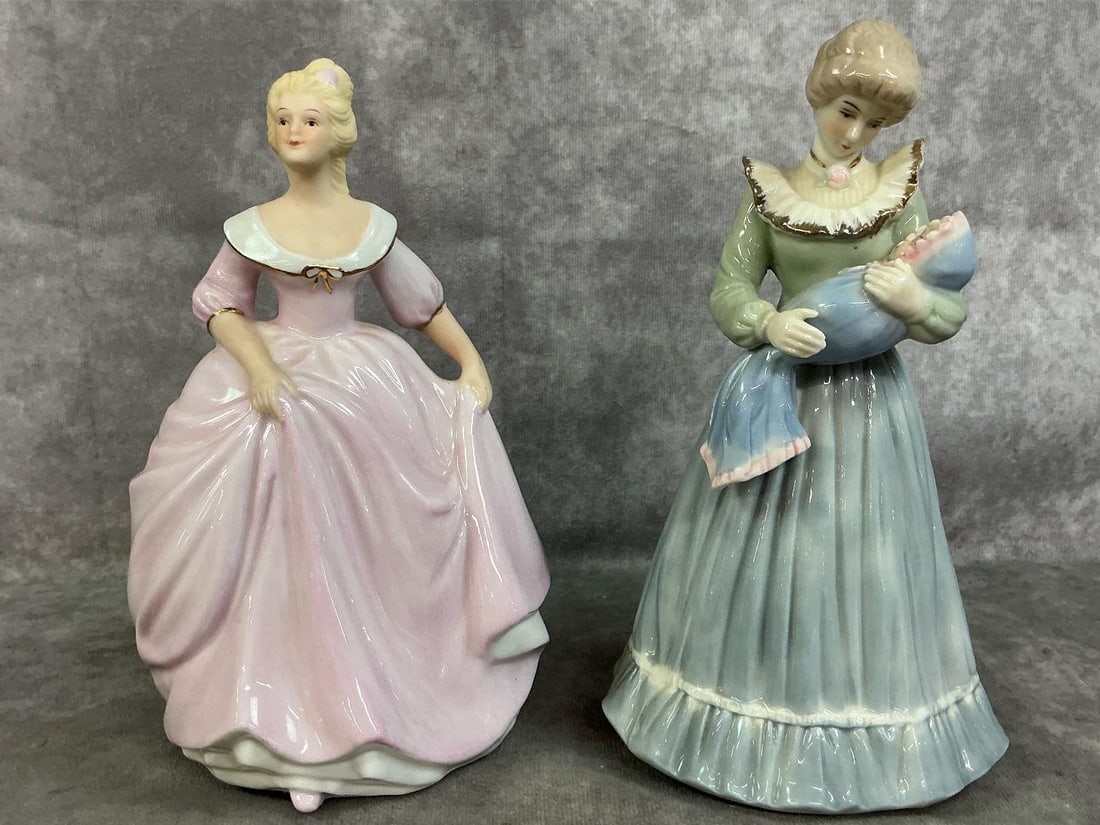 Porcelain & Chalkware Figures - 4