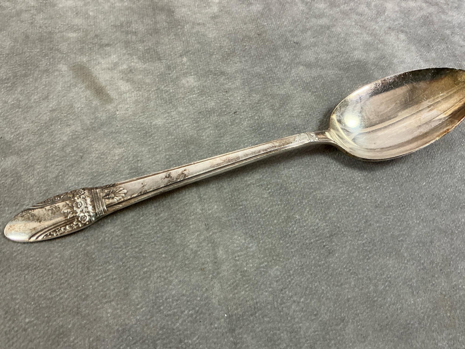 Rogers Brothers Silverplated Flatware - 4