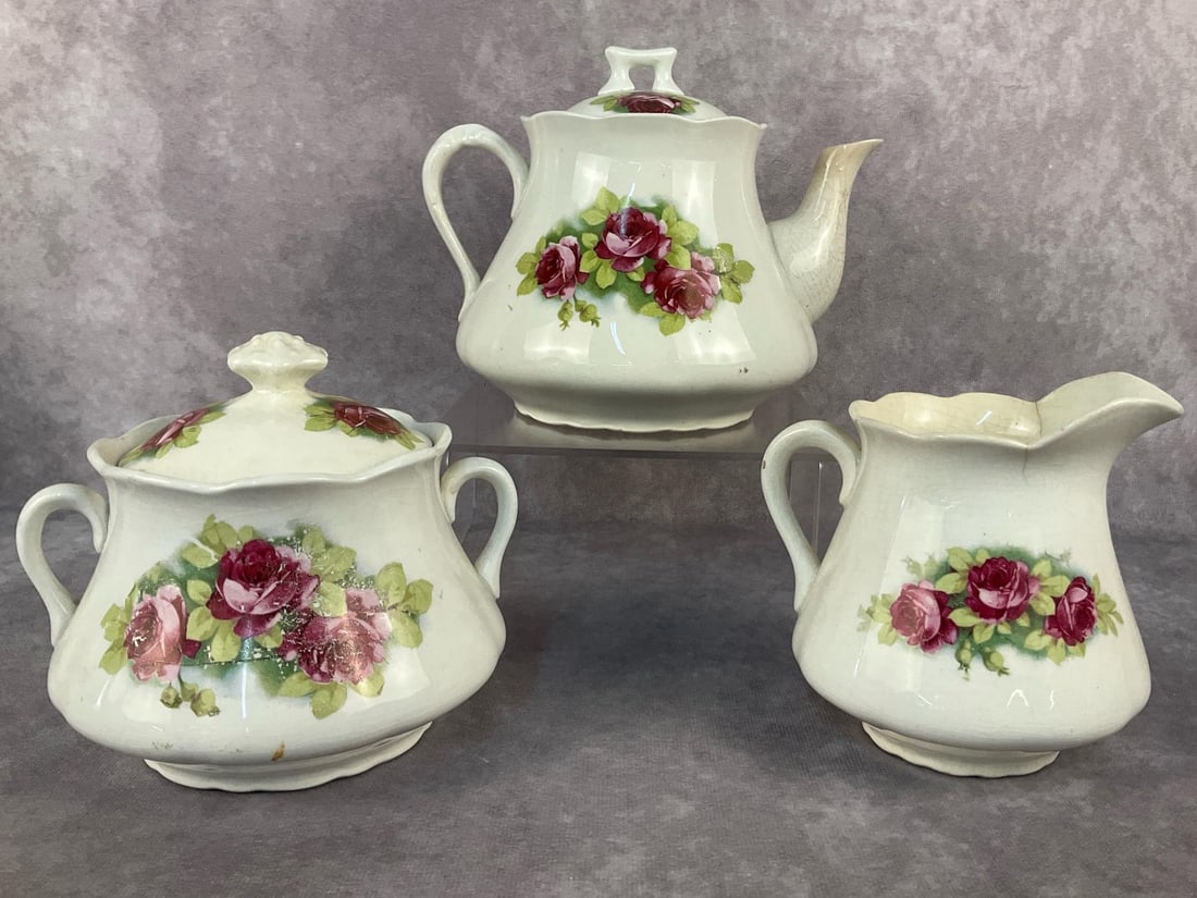 Teapots & More - 3