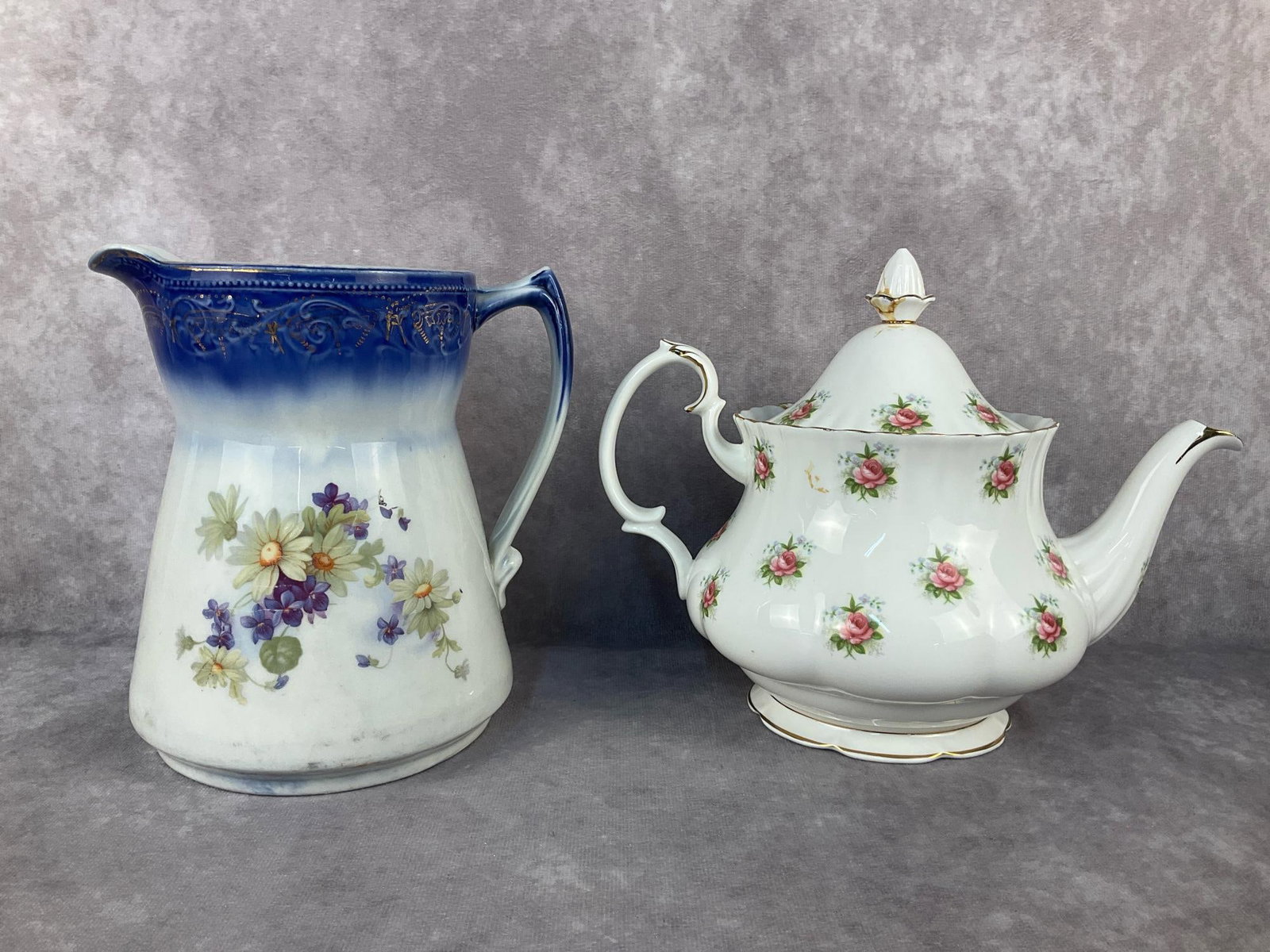 Teapots & More - 8