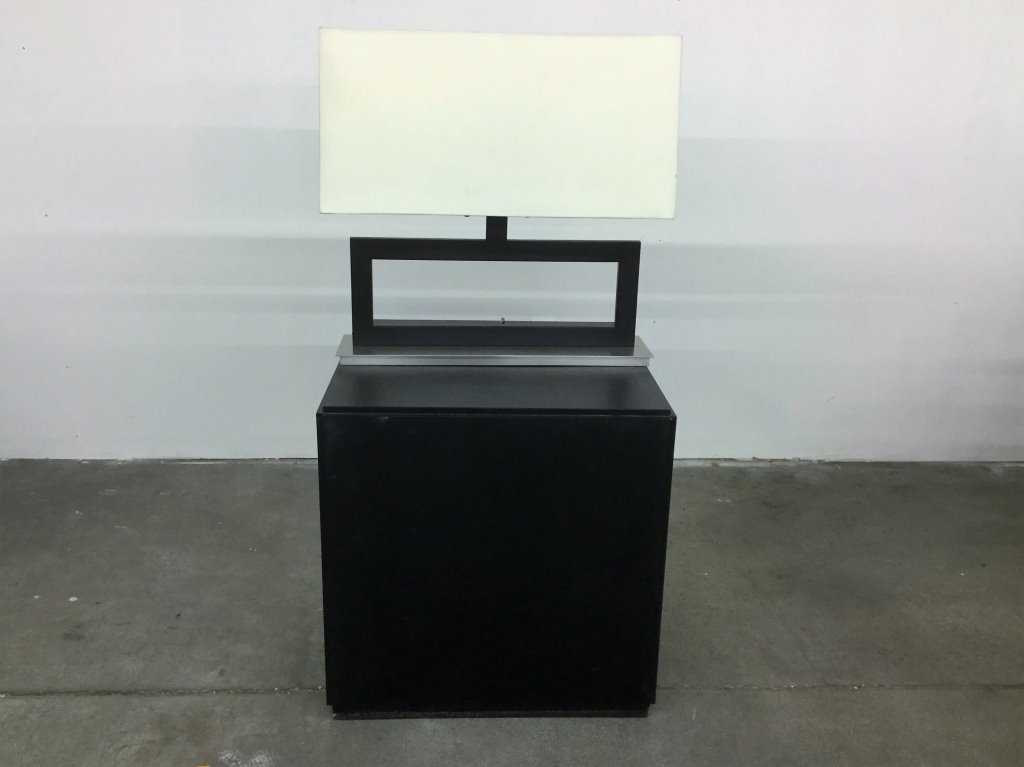 CUBE EBONY SIDE TABLE WITH LAMP (1 of 2)