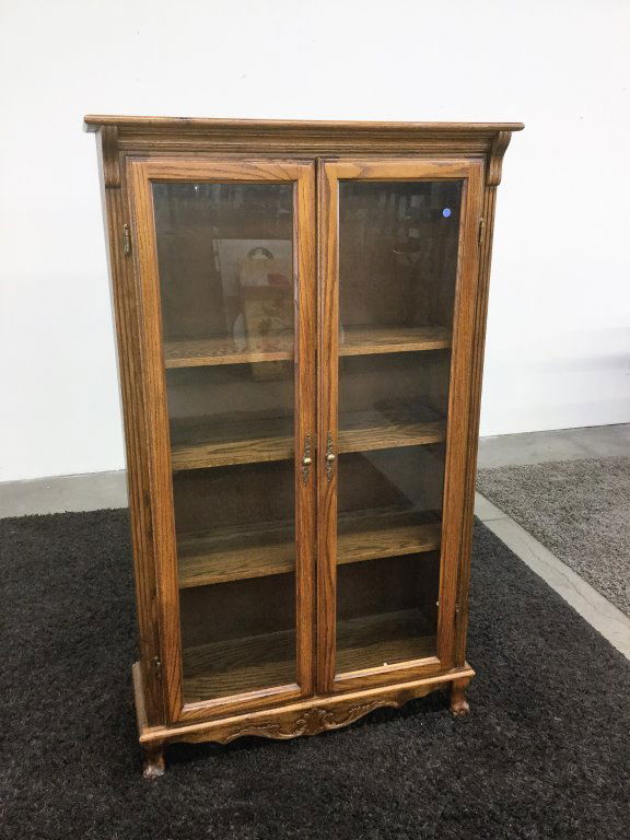 REPRODUCTION OAK GLASS FRONT BOOKCASE (1 of 3)