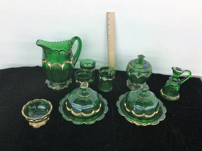 LOT GREEN GLASSWARE: VINTAGE