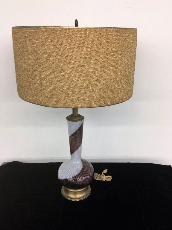 MARBORO LAMP WITH SHADE (1 of 3)