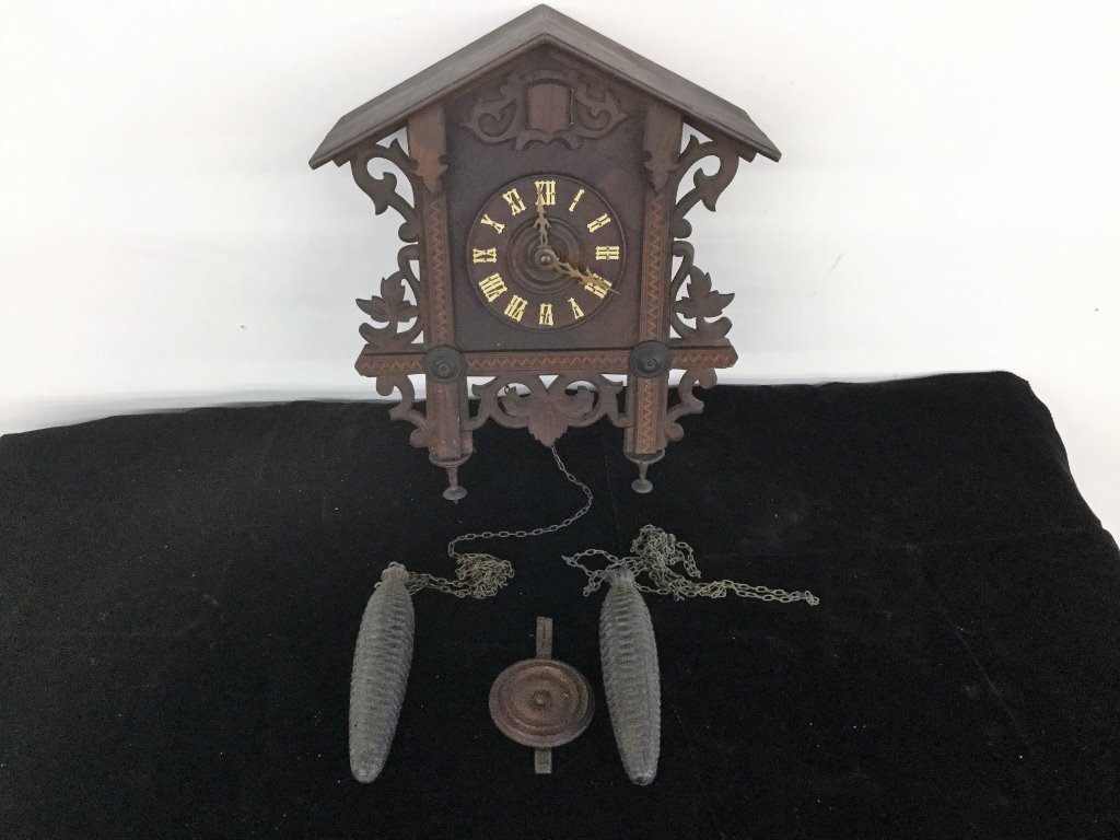 WOOD CUCKOO CLOCK: WEIGHT AND CHAINS UNTESTED AS IS