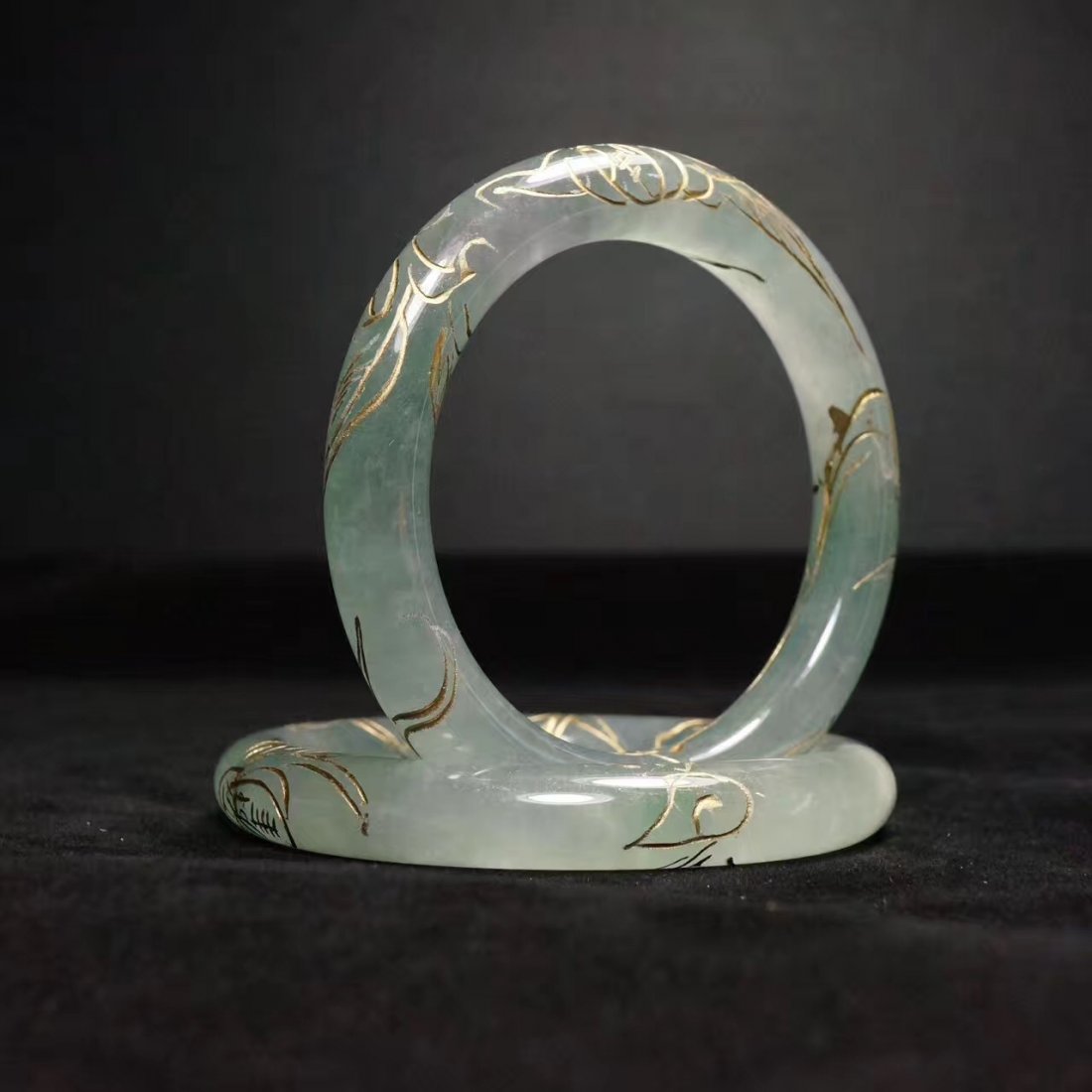 Chinese Jade Bangle Bracelet (1 of 5)