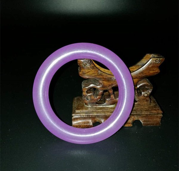 Chinese purple Jade Bracelet (1 of 5)