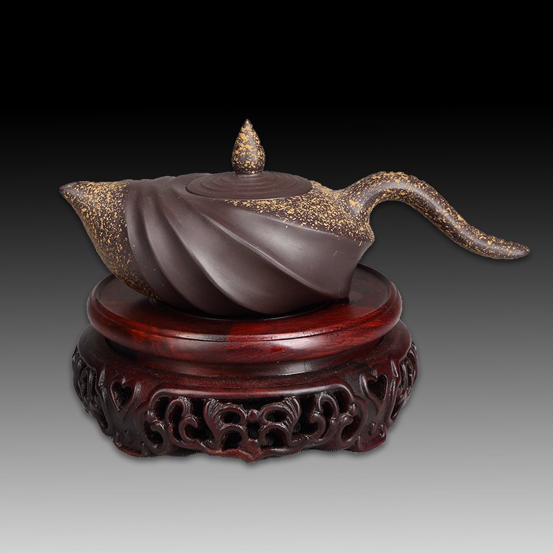 Chinese Yixing Pottery Teapot(Mark of Wang yinxian)