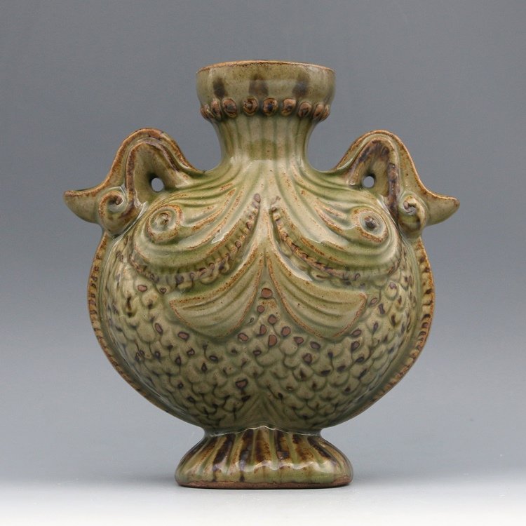 Chinese Yaozhou kiln Porcelain Vase (1 of 9)