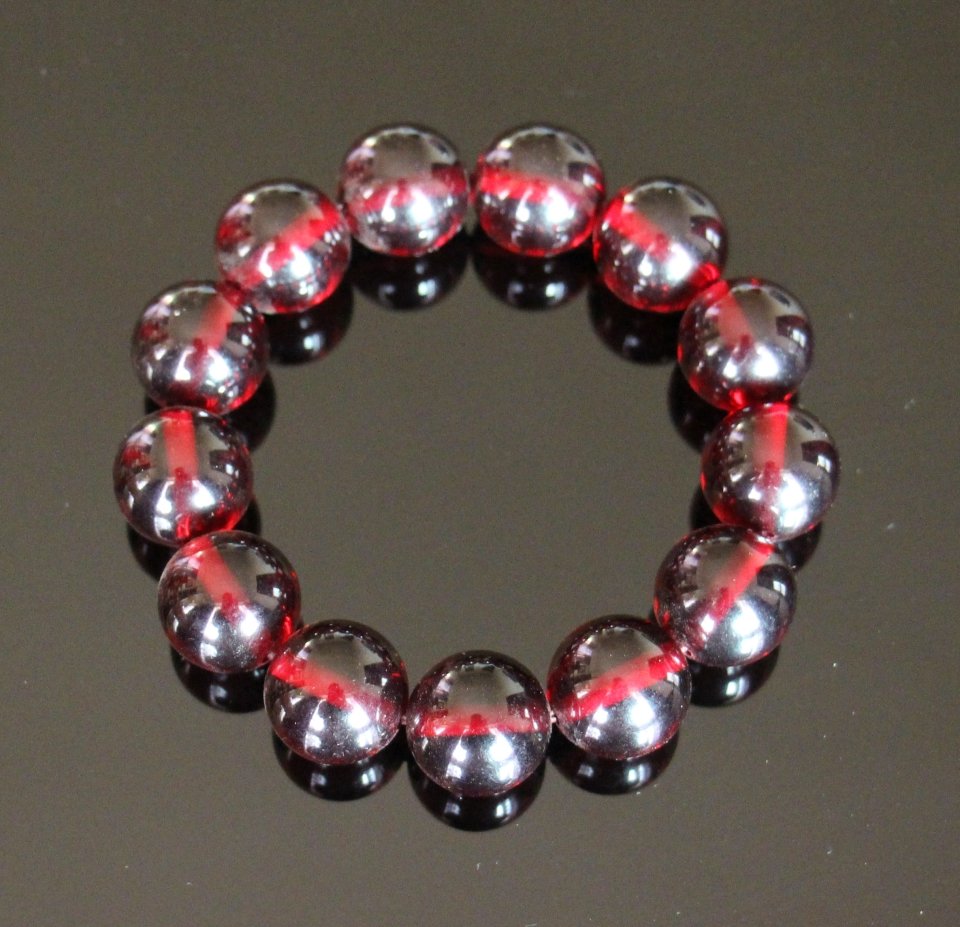 Chinese Amber Bracelet (1 of 2)