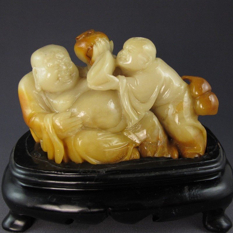 Chinese Shoushan Stone Statue (1 of 4)