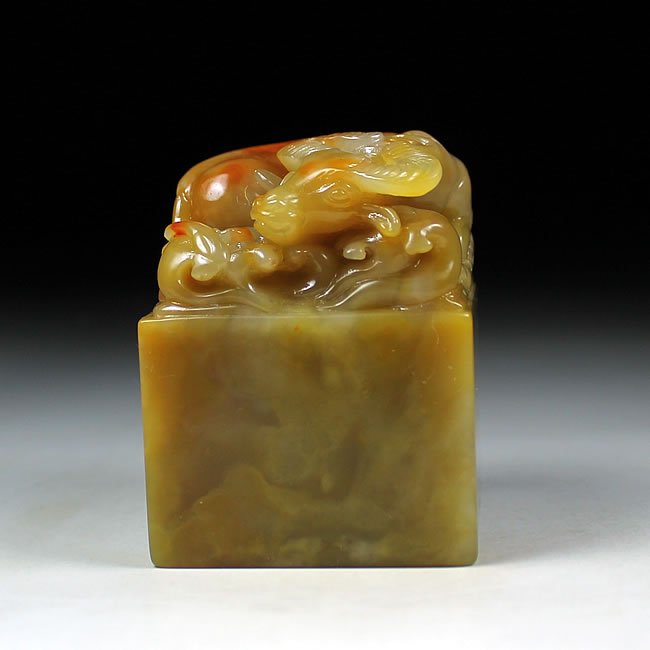 Large 'Cang Hua' Tian Huang Soapstone: Large 'Cang Hua' Tian Huang Soapstone S:6.6*5.1*5.1cm W:397g
