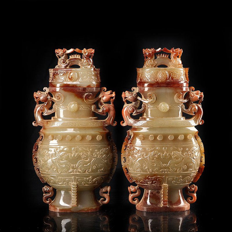 Chinese Longfeng hetian jade han dynasty vase (1 of 6)