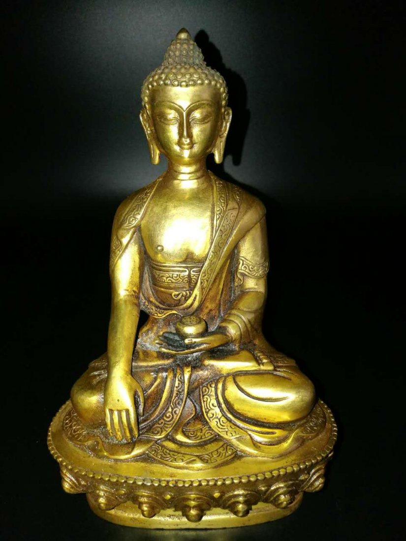 A Chinese Antique Bronze Buddha: A Chinese Antique Bronze Buddha H/20CM