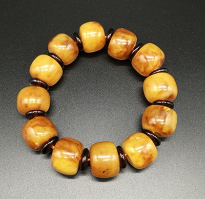 Chinese Amber Bracelet Diameter (1 of 4)