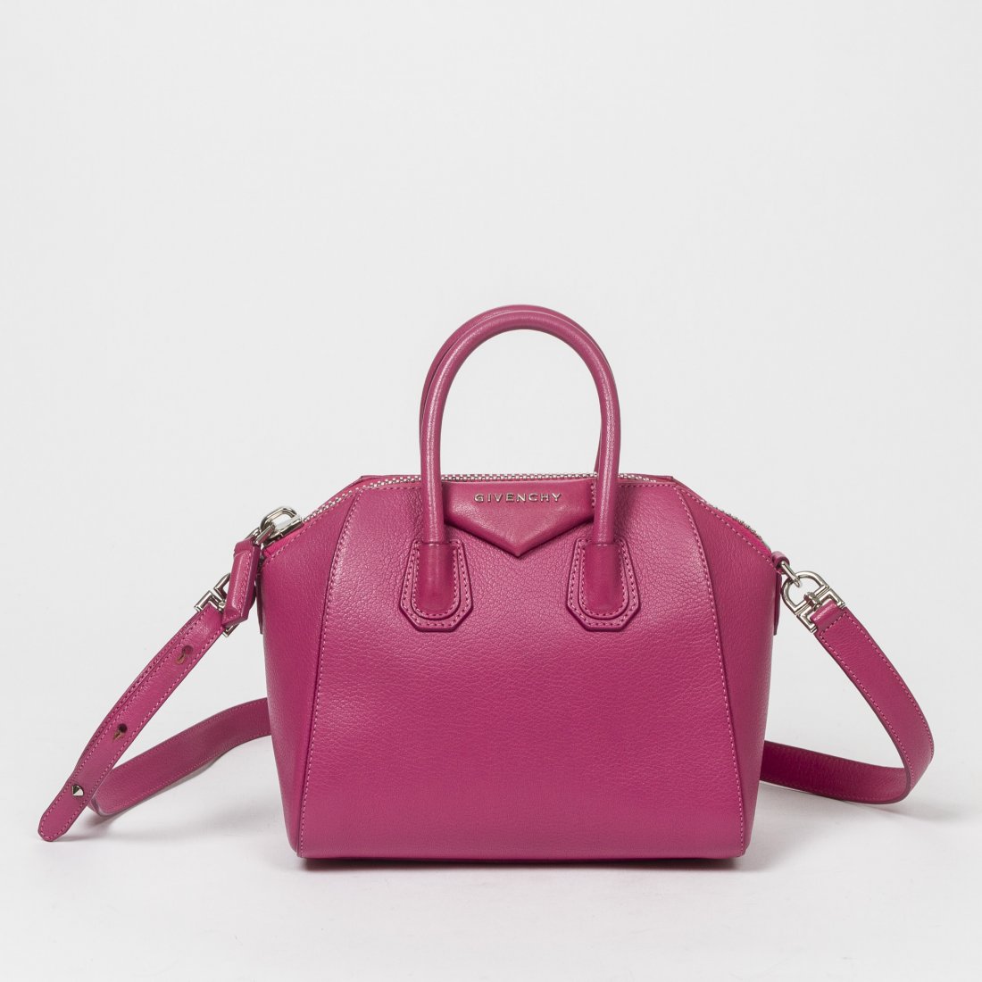 Givenchy Antigona Mini (1 of 6)