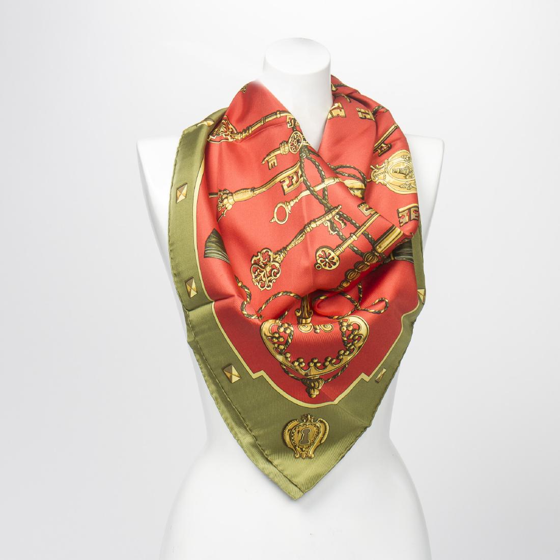 Hermes Scarf (1 of 2)