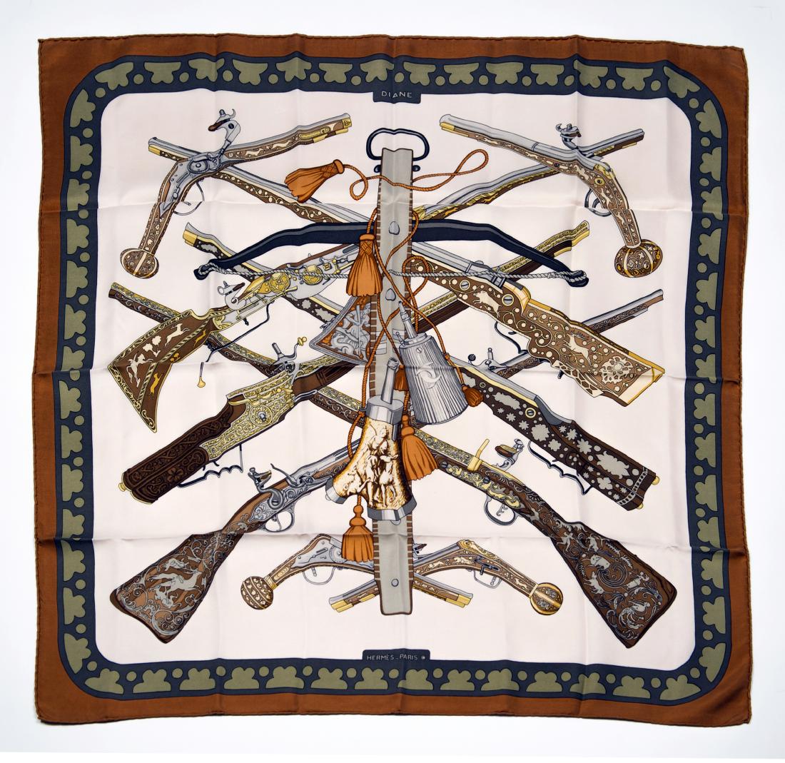 Hermes foulard de soie diane (1 of 2)