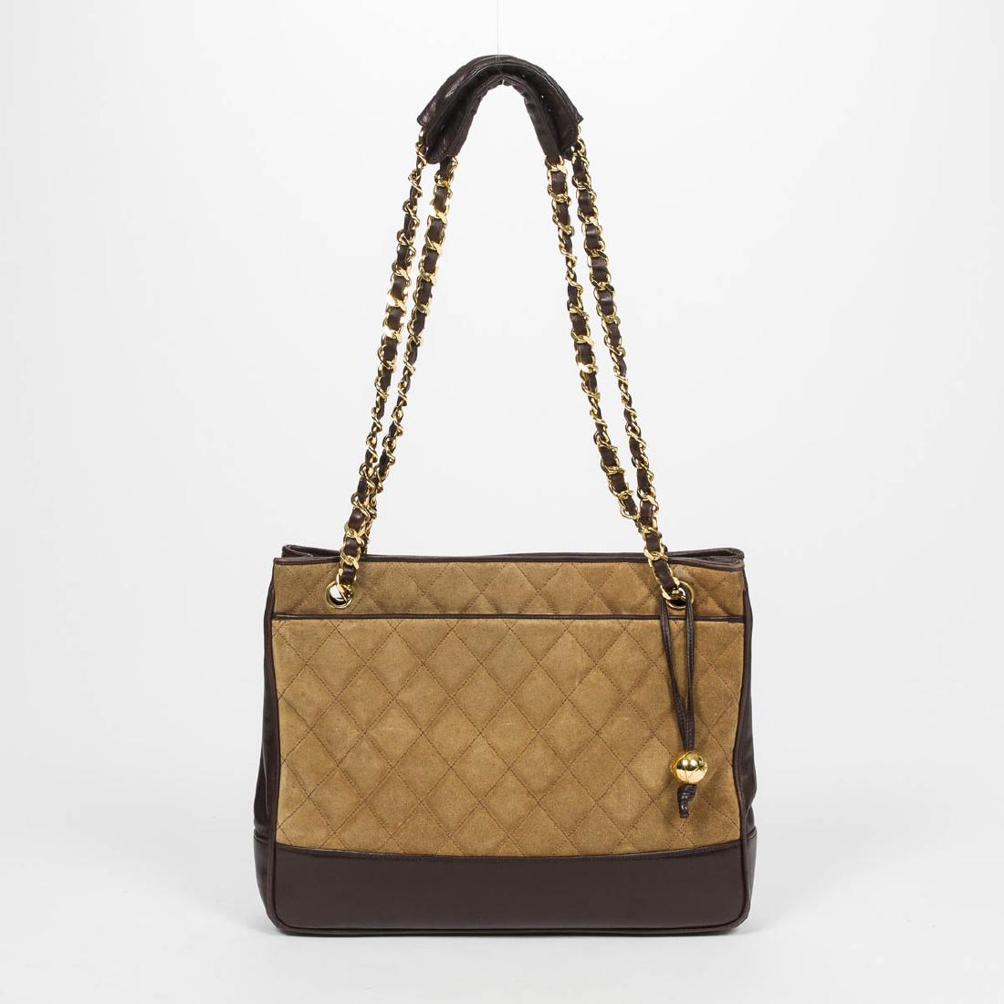 Chanel Vintage Tote 2 Exterior Pockets in Light brown (1 of 5)