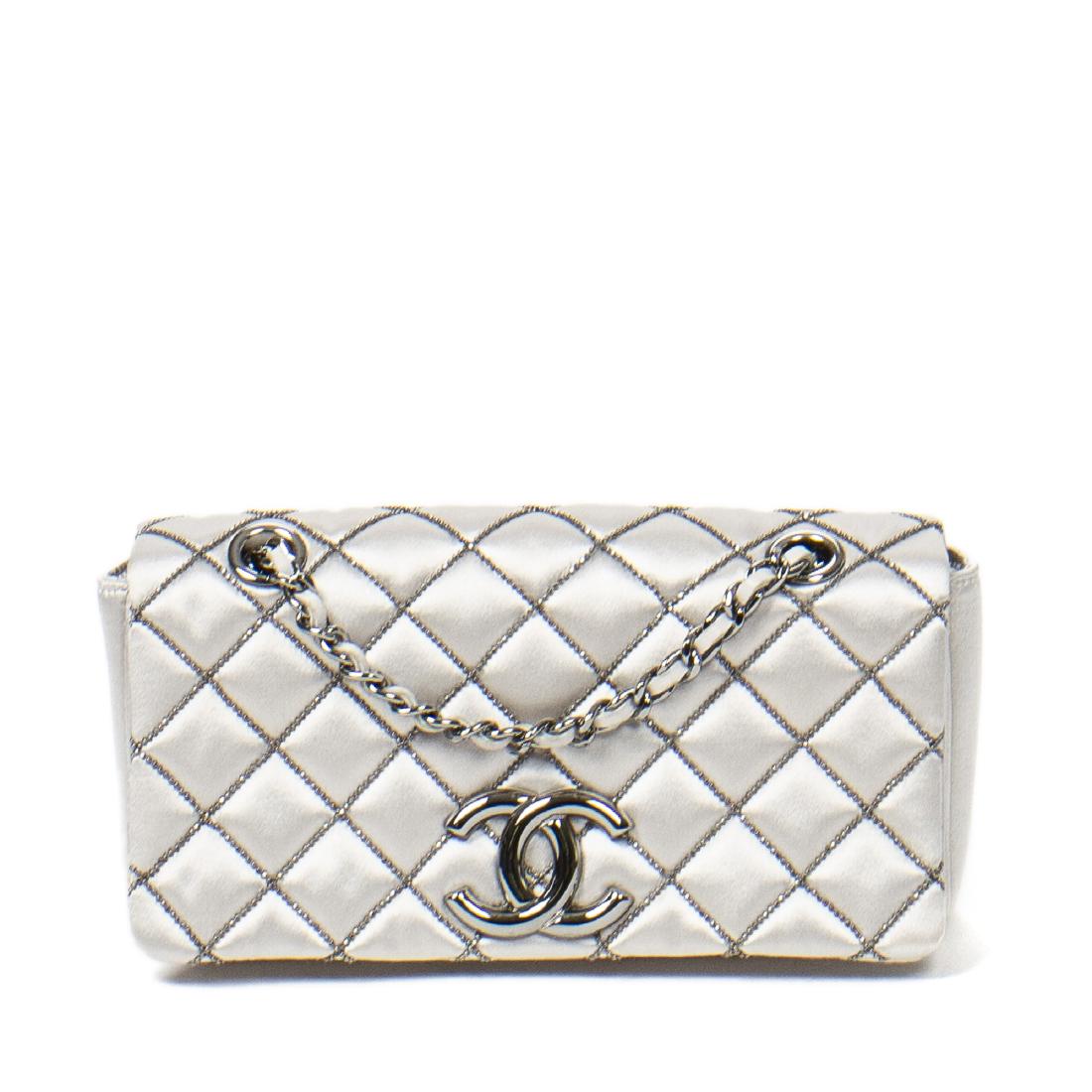 Chanel Mini Shoulder Bag (1 of 8)