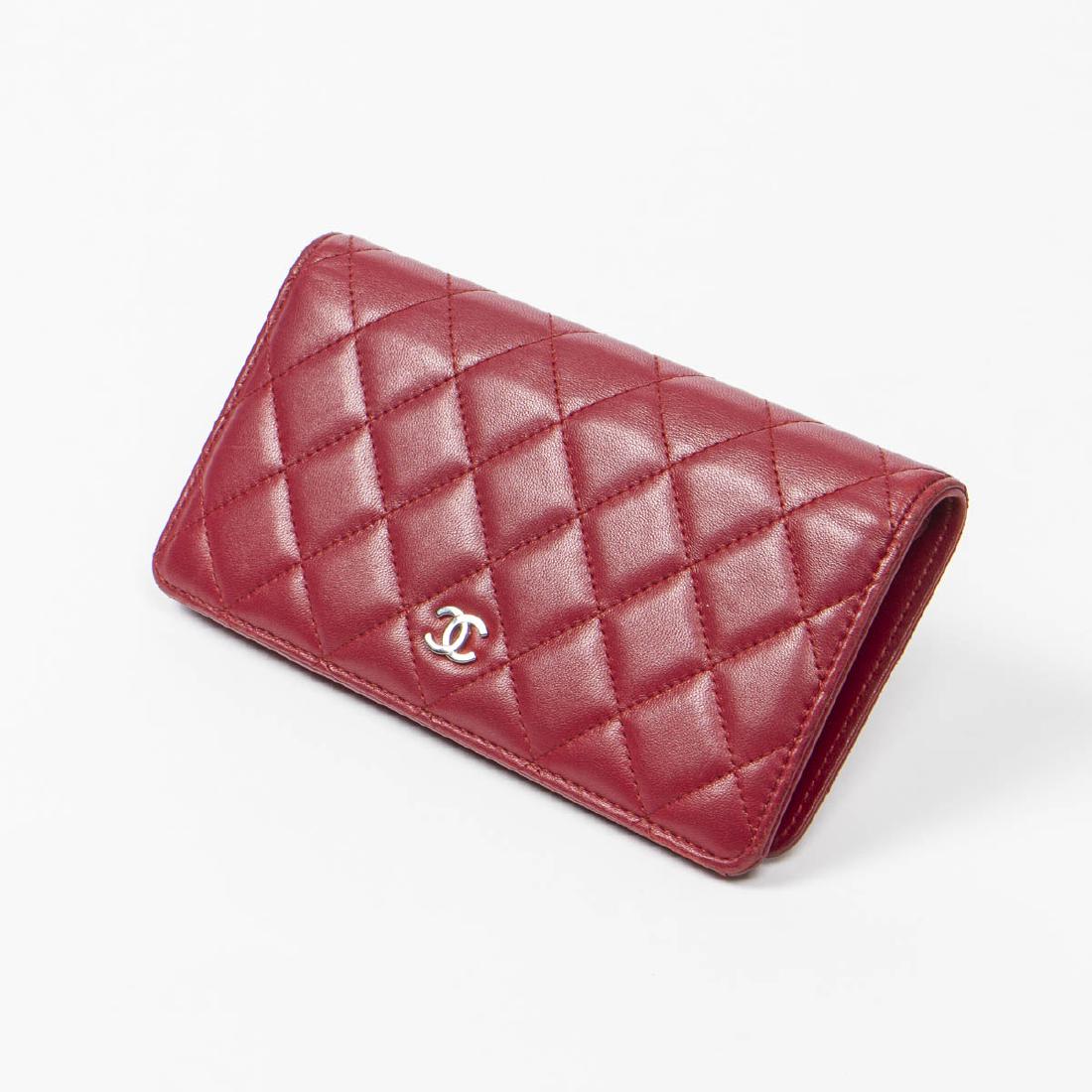 CHANEL Flap Wallet in Pink Quilted Leather (1 of 3)