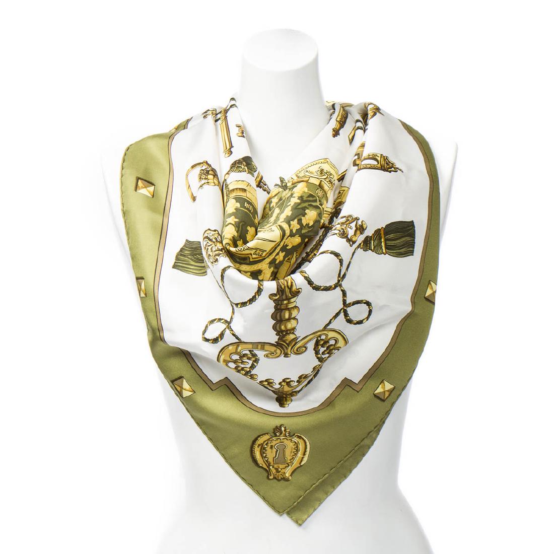 HERMES Scarf (1 of 2)