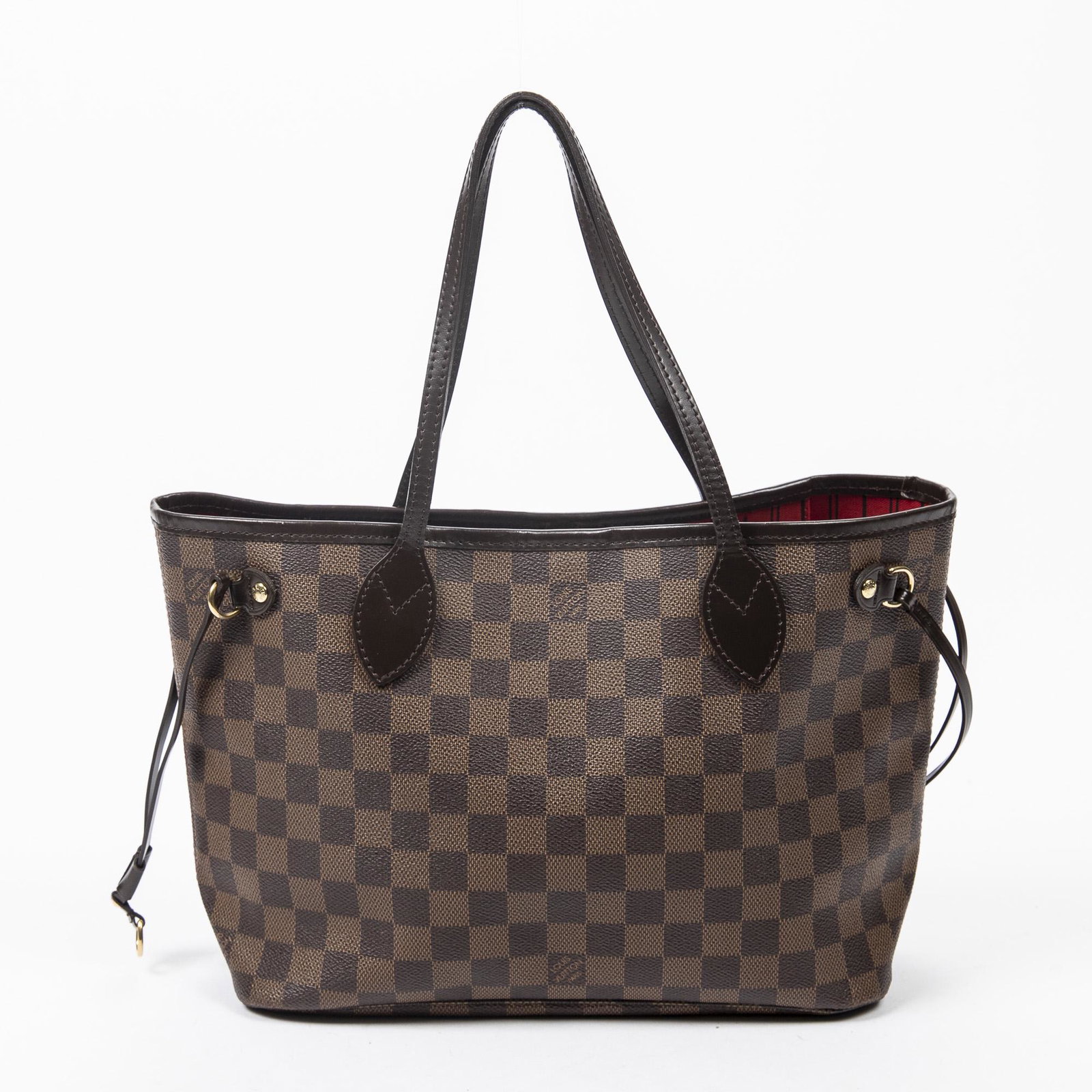 Louis Vuitton Neverfull PM: Pre-loved Louis Vuitton Neverfull PM in Brown coated Damier Ebene monogram canvas with Brown Leather Straps. The hardware is in Golden Brass. Dimensions (L*H*D in cm): 29*22*13cm. Brand Production Cod