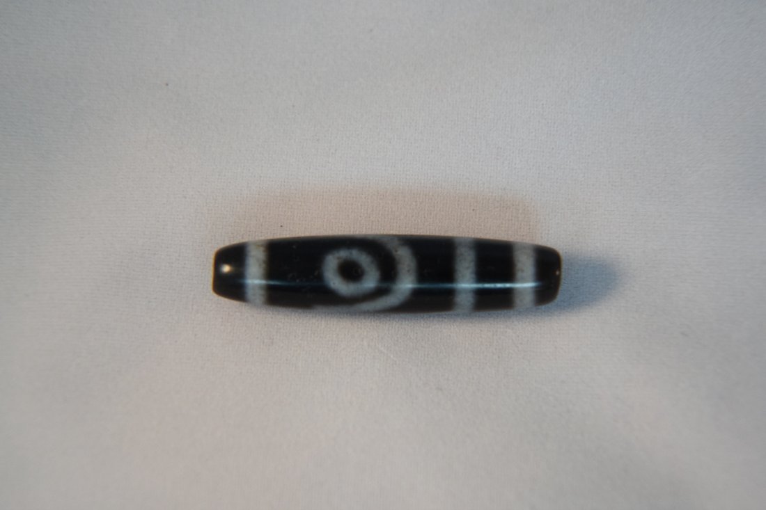Dzi bead (1 of 2)