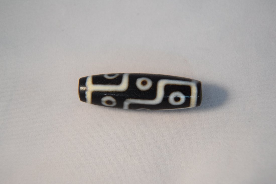 Dzi bead (1 of 2)