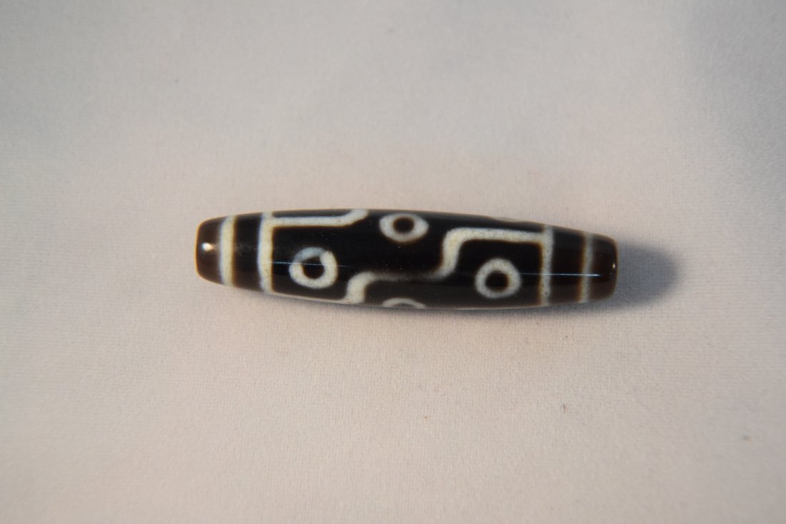 Dzi bead (1 of 2)