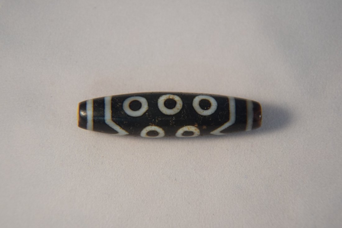 Dzi bead (1 of 2)