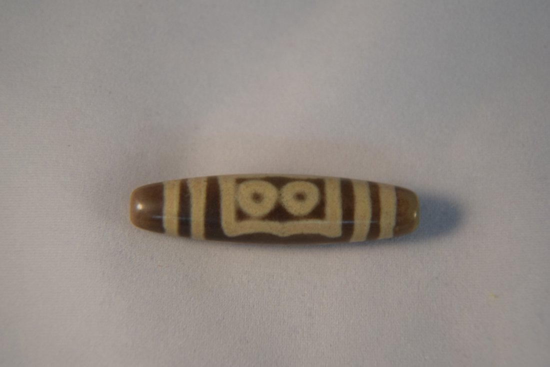 Dzi bead (1 of 2)