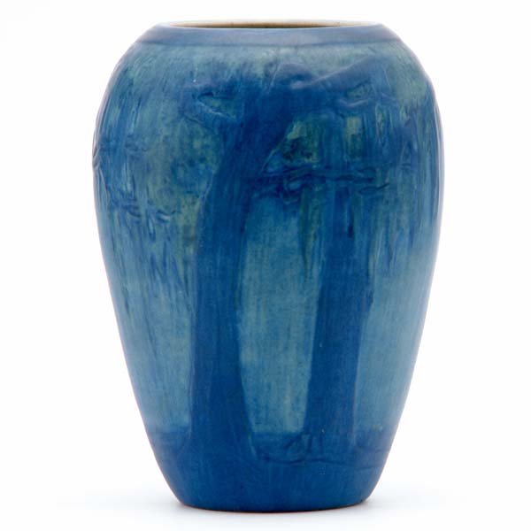 NEWCOMB COLLEGE Vase carved by Sadie Irvine with a - 2